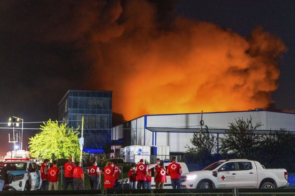 El fuego se desató en el polo industrial de Ezeiza.&nbsp;