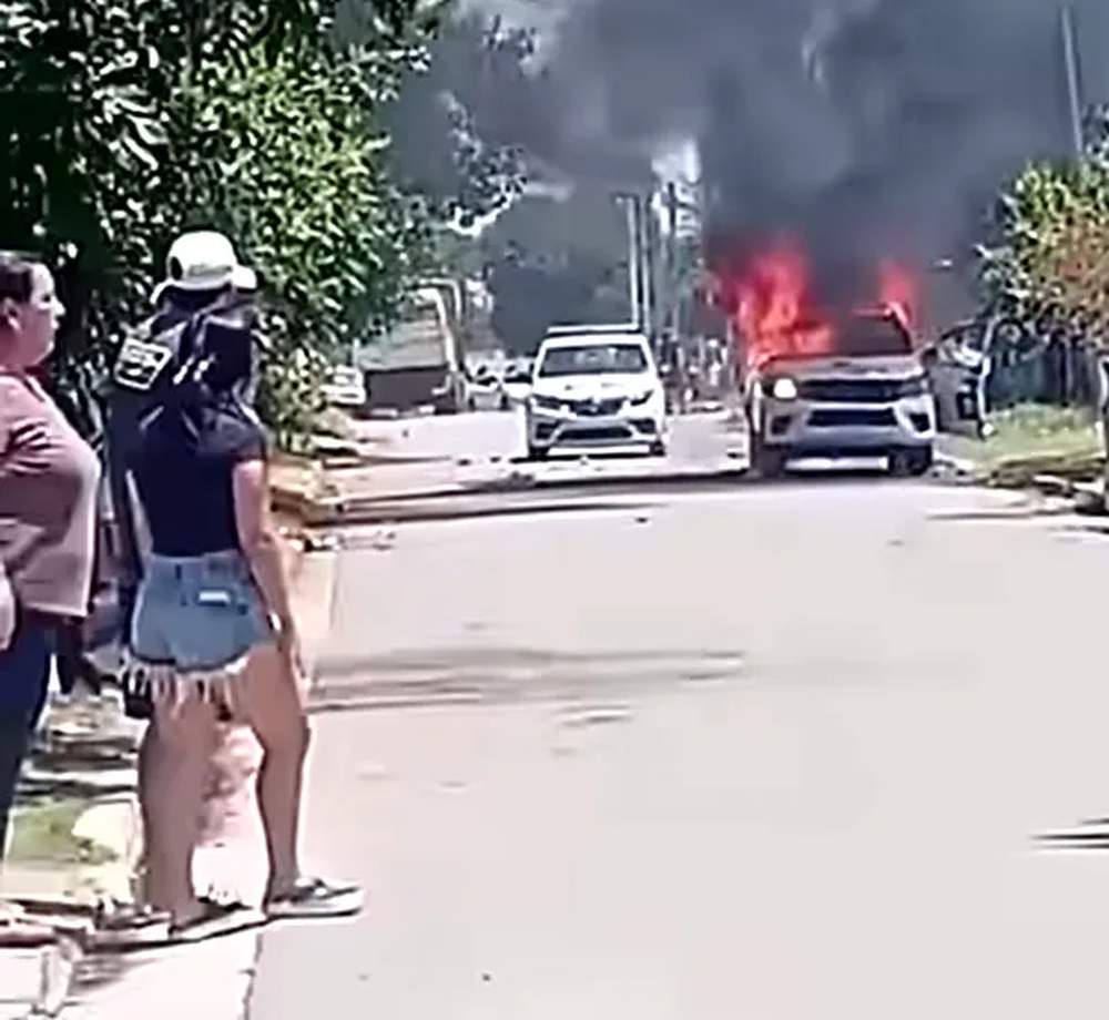 Incidentes después de un crimen en Máximo Paz, partido de Cañuelas.