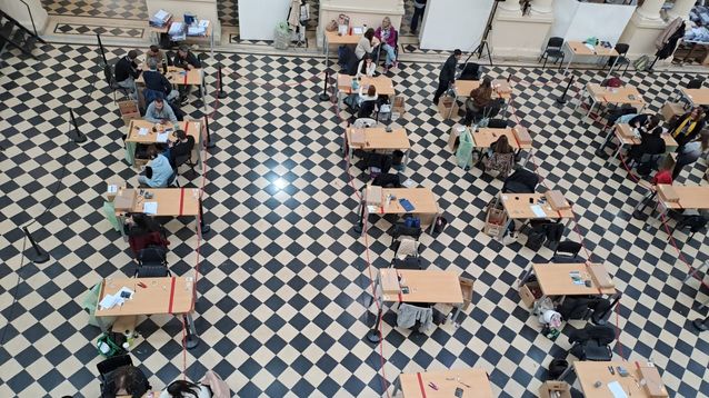 El escrutinio definitivo se hace en el Pasaje Dardo Rocha.&nbsp;