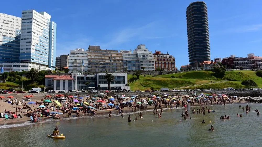 Mar del Plata es sinónimo de turismo tanto en este fin de semana largo como en todo el año.
