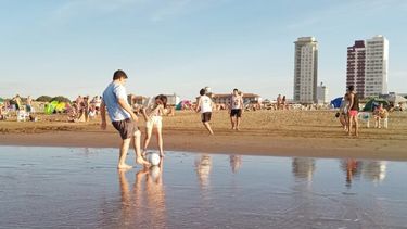 La temporada 2025 viene magra en los destinos bonaerenses: menos consumo y estadías promedio de cuatro días.