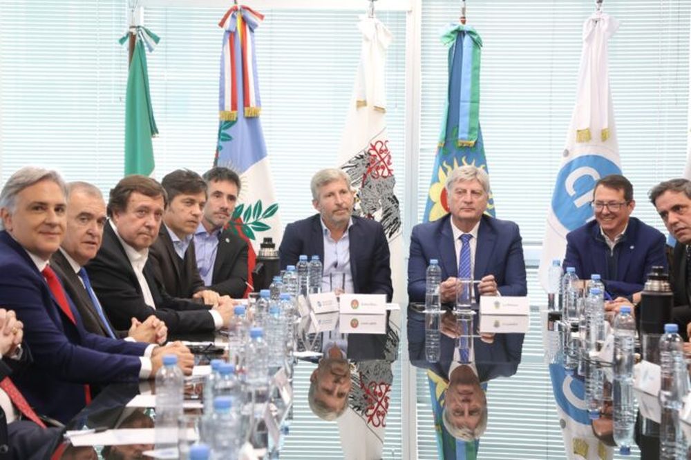 Los gobernadores reunidos en el Consejo Federal de Inversiones.