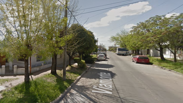 El niño murió electrocutado en la terraza de su casa, en la calle Viamonte al 700 de la localidad de Campana. (Google maps)