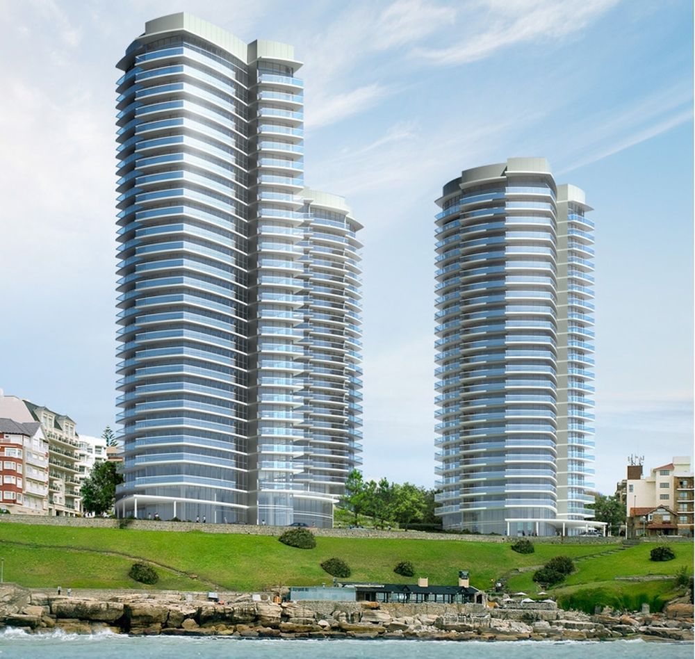 El Maral Explanada, visto desde el mar.