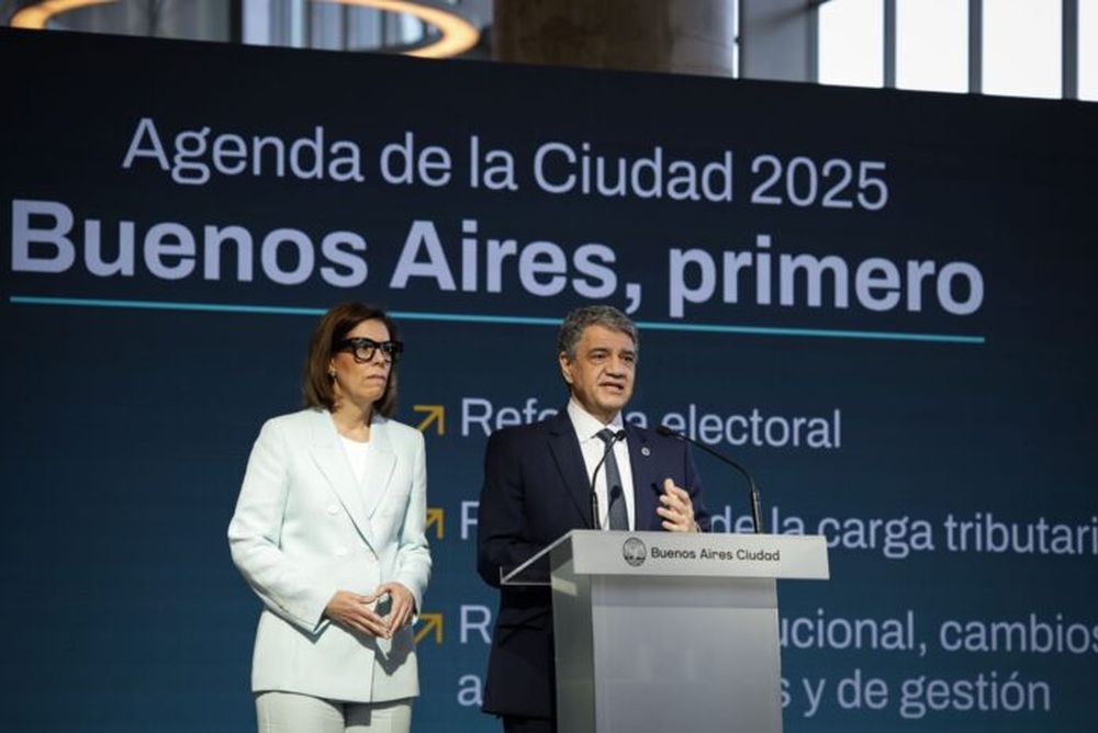 Laura Alonso y Jorge Macri en el lanzamiento de “Agenda de la Ciudad 2025 - Buenos Aires, primero”. (X @jorgemacri)