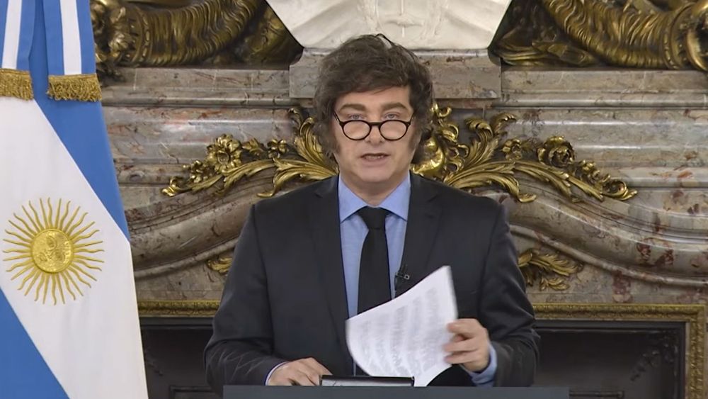 El presidente Javier Milei en cadena nacional.