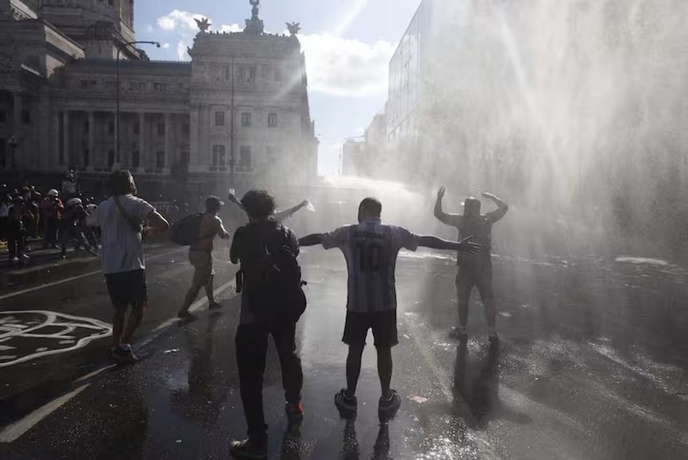 Los disturbios frente al Congreso.&nbsp;