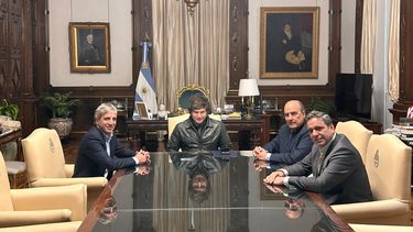 Diarios Bonaerenses | Milei, Caputo y Catalán