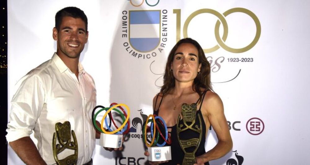 El palista olavarriense Agustín Vernice y la atleta marplatense Belén Casetta. - Prensa COA -