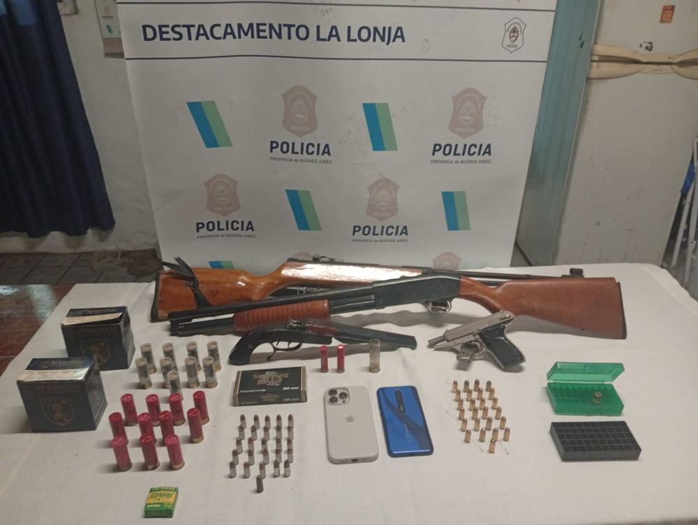 Arsenal en la casa del adolescente detenido en José C. Paz.