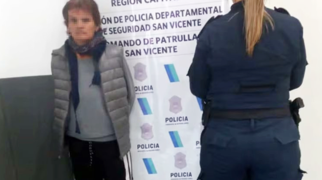 Una mujer de 63 años fue detenida y liberada, por amenazar a sus vecinos con vaciar el cargador de su arma.&nbsp;