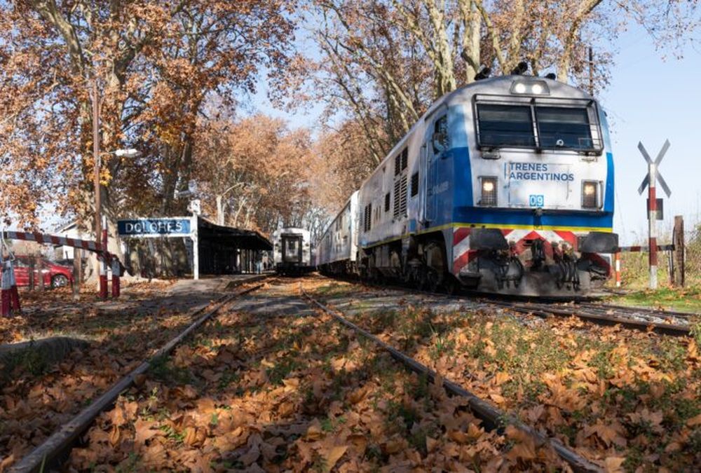 El tren que viaja rumbo a la costa.
