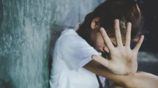 La desaparición de una persona puede estar vinculada a redes de trata de personas, por lo que se recomienda contactarse con las autoridades a través del 145, abierta los 365 días del año, las 24 horas.
