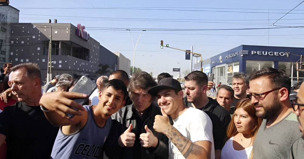 El viaje a EEUU será después del cierre de la campaña bonaerense en Moreno