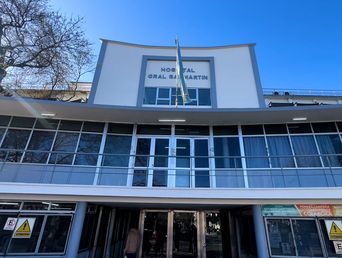 El Hospital San Martín de La Plata. El Hospital San Martín de La Plata.