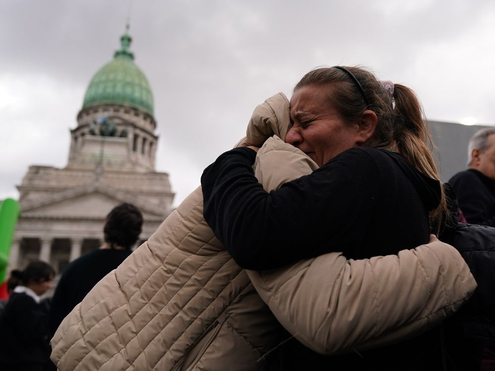 El rechazo al veto de Milei a la Ley de Discapacidad﻿ en Diputados fue celebrado en la Plaza del Congreso