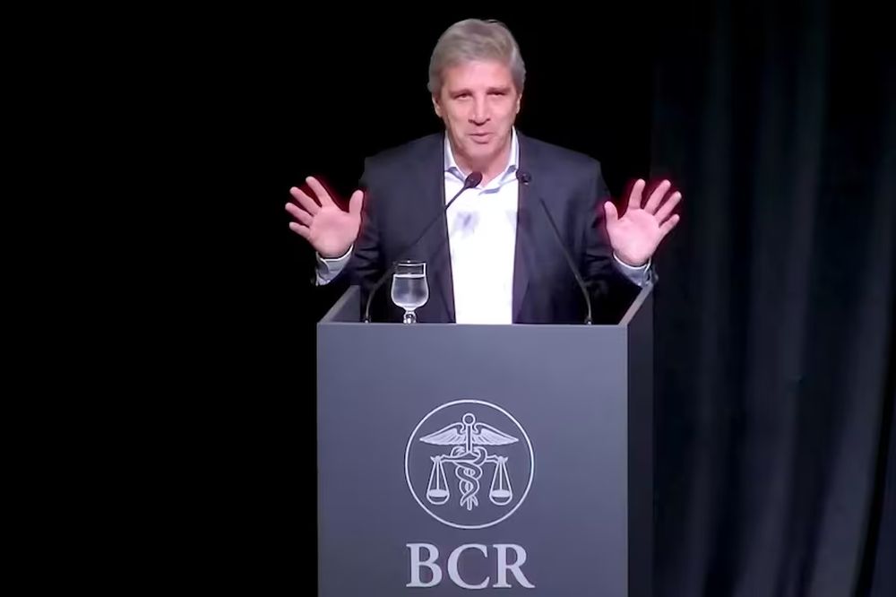 Caputo en la Bolsa de Comercio de Rosario.&nbsp;