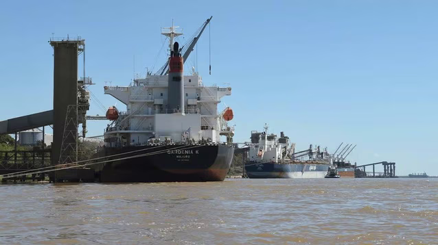 El sector agroexportador respalda el proceso licitatorio de la Hidrovía tras una audiencia pública.