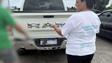 Una patente adulterada, algo que es multado. 