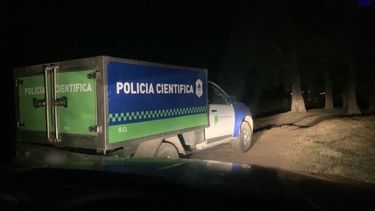 La Policía Científica en el lugar del doble crimen. (Detrás de las Noticias)