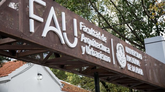 La beba fue hallada en la Facultad de Arquitectura de La Plata de la UNLP.