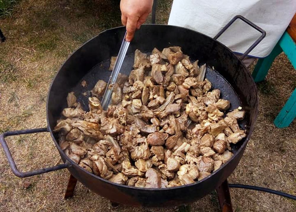 Un fin de semana con la Fiesta Provincial del Cordero al Disco en Indio Rico.