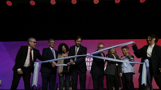La ceremonia de apertura de la 50ª Feria Internacional del Libro.