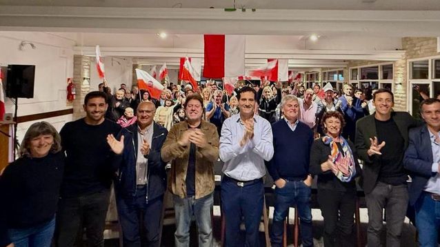 Maximiliano Abad encabezó un acto del radicalismo bonaerense en Miramar.