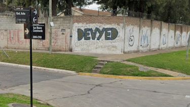 La esquina de Quilmes Oeste donde ocurrió el atraco al bombero, en la víspera de Navidad.&nbsp;