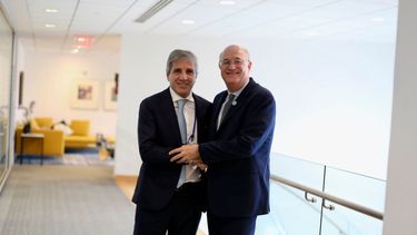 El ministro de Economía Luis Caputo celebró el apoyo del Banco Interamericano de Desarrollo (BID). El ministro de Economía Luis Caputo celebró el apoyo del Banco Interamericano de Desarrollo (BID).