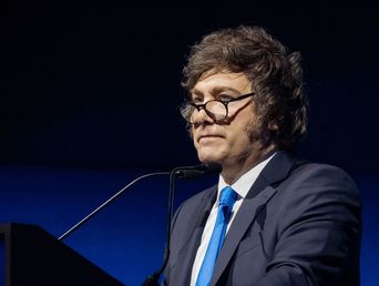 El presidente Javier Milei desmintió que el Gobierno evalúe eliminar el monotributo y acusó a sectores del periodismo de impulsar “mentiras y operaciones”. El presidente Javier Milei desmintió que el Gobierno evalúe eliminar el monotributo y acusó a sectores del periodismo de impulsar “mentiras y operaciones”.