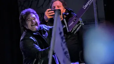 El presidente Javier Milei en el estadio Atenas de La Plata.