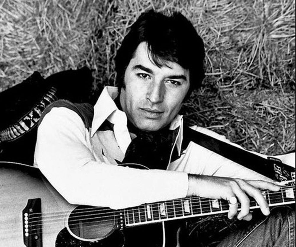 Sandro, de Banfield para todo el Conurbano.