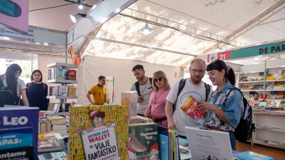 06-10-2023-FERIA-DEL-LIBRO-20-scaled