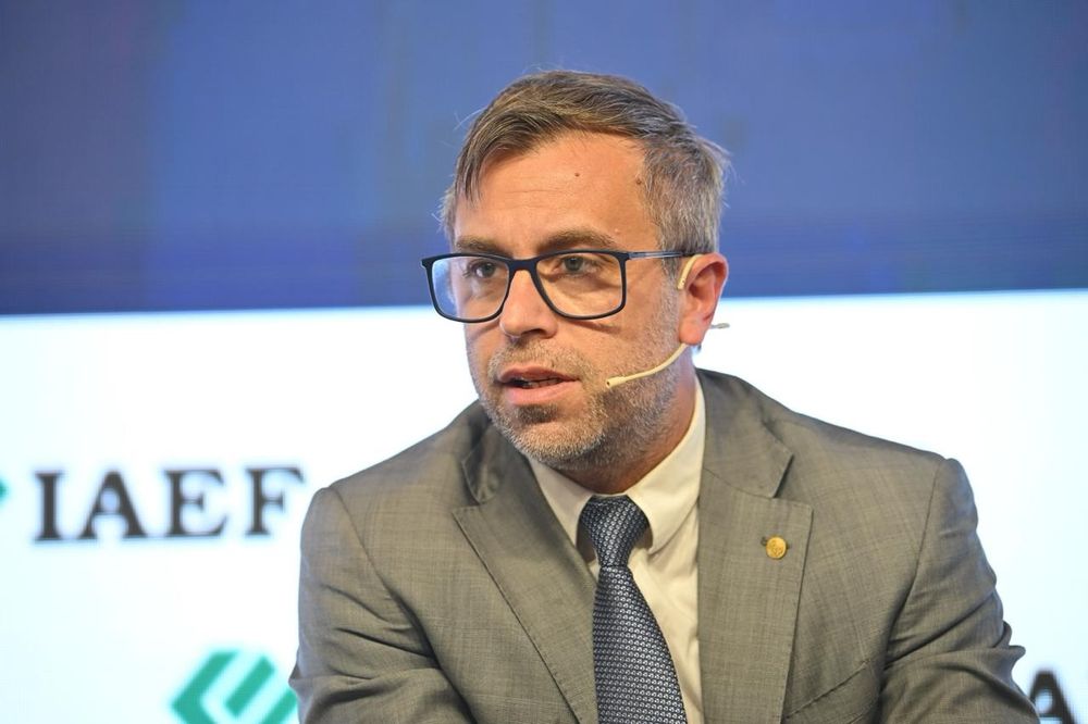 El secretario de Finanzas,Federico Furiase.