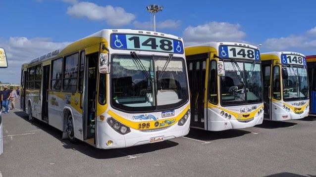 Un paro sorpresivo de colectivos afecta desde la madrugada de este viernes a miles de pasajeros de la zona sur del conurbano bonaerense.