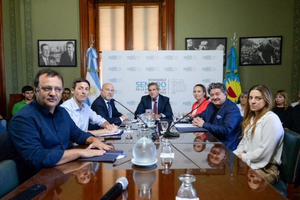 Sergio Vargas presidió una reunión para debatir la ley integral del juego.