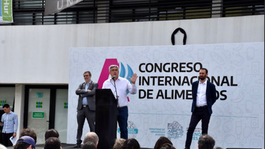 El ministro de Desarrollo Agrario bonaerense en el 1º Congreso Internacional de Alimentos.