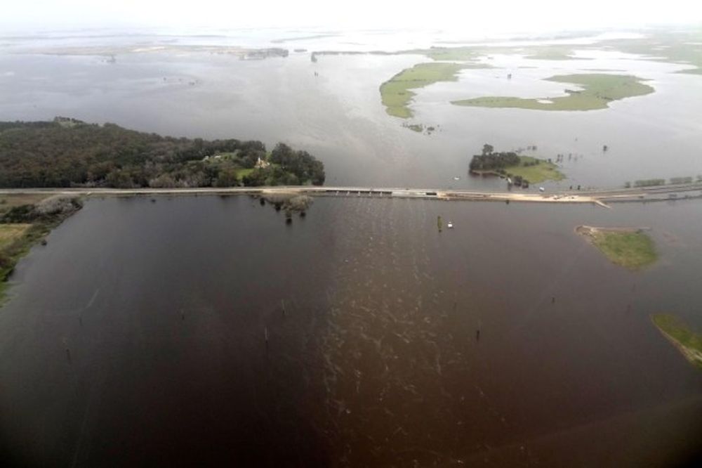 El ministro de Infraestructura Gabriel Katopodis denunció que el gobierno de Milei paralizó el Plan Maestro de la Cuenca del Salado.