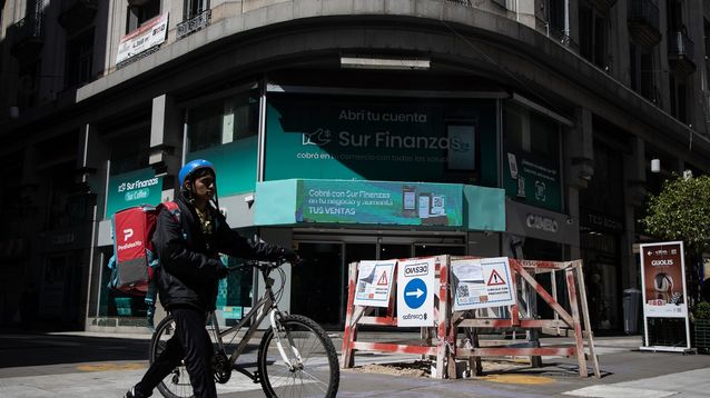 Se estima que suman más de un millón cien mil los trabajadores que se desempeñan en plataformas de movilidad y reparto.