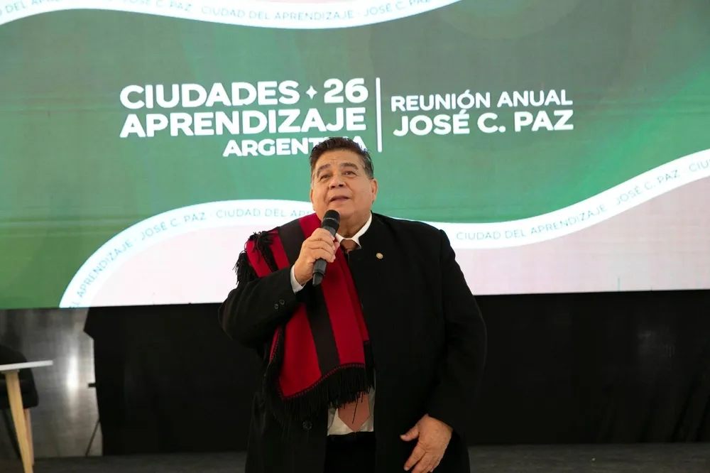 El senador Mario Ishii.&nbsp;