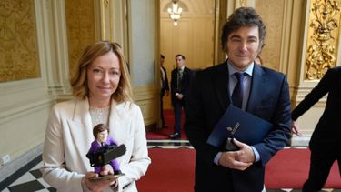 Meloni y Milei, cercanísimos.