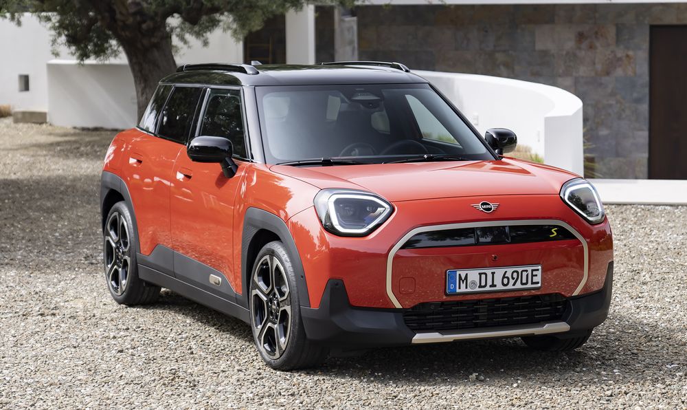 Se presentó en Argentina el MINI Aceman, crossover 100% eléctrico.