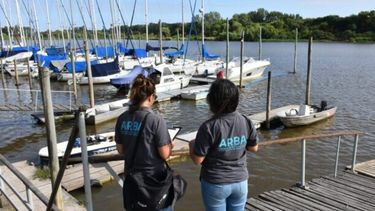 El organismo recaudador retuvo dos yates en el club Regatas de Ensenada (Foto ARBA)