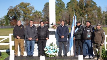 Homenaje en el Cenotafio de Pilar a los veteranos de Malvinas, en el Día de la Máxima Resistencia.&nbsp;