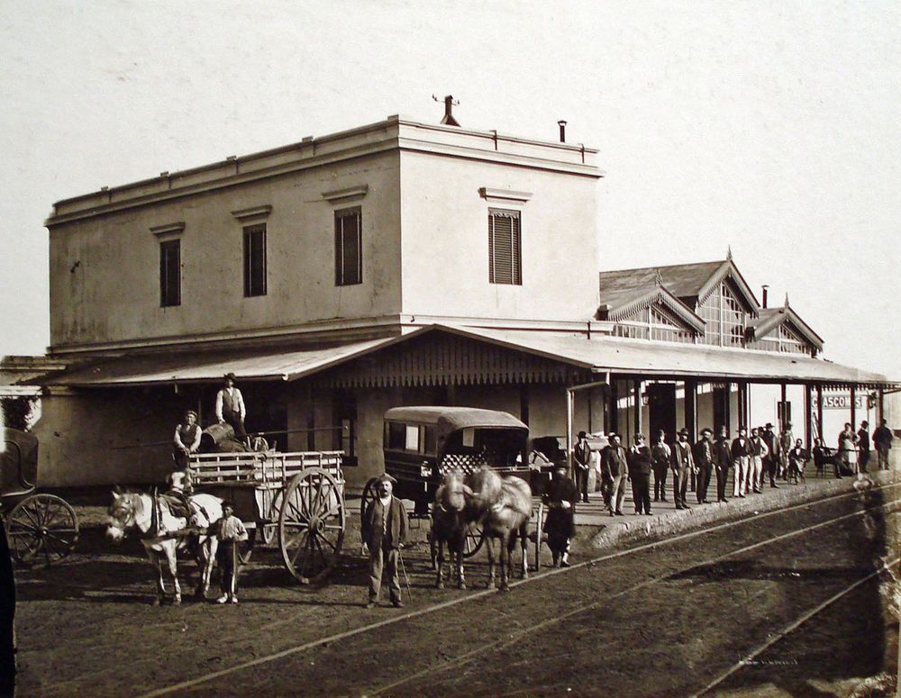 La estación de Chascomús, hacia 1873, cuando todavía era punta de rieles.