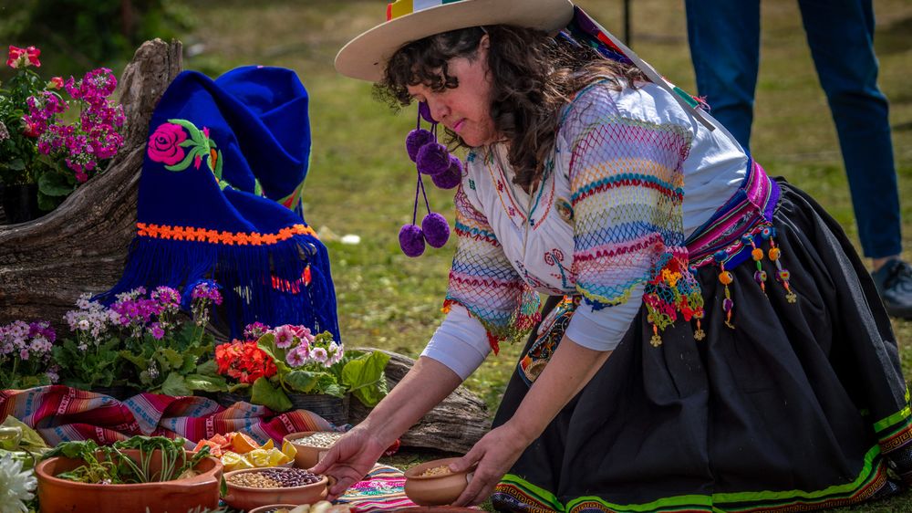 Por estas fechas los pueblos andinos celebran el&nbsp;Kapak Raymi, también conocido como la Fiesta Mayor del Sol.