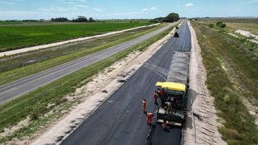 Una vez terminado los tramos Villa Gesell-Mar Chiquita y San Clemente-Pinamar, la Ruta 11 será autovía desde Esquina de Crotto a Mar del Plata, a lo largo de casi 250 kilómetros.