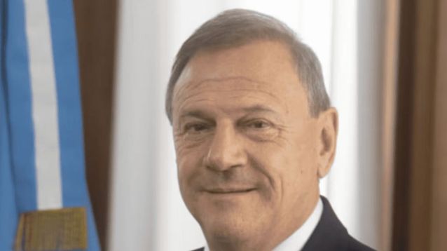 El Gobierno nacional oficializó este lunes la salida de Pablo Santos al frente del Registro Nacional de las Personas (Renaper).