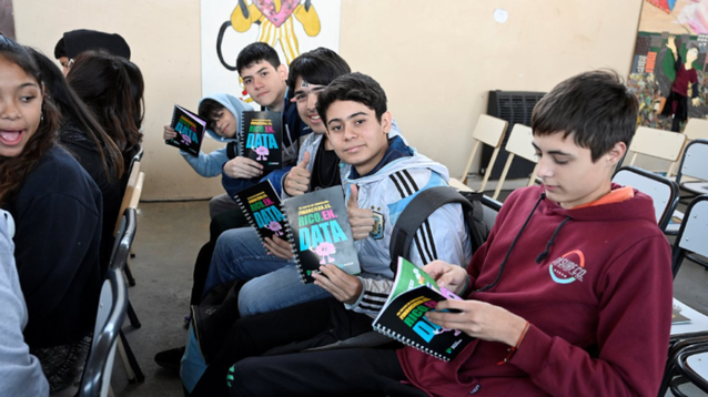 Más de 21 mil estudiantes de tercer año de escuelas secundarias de gestión pública de la provincia de Buenos Aires ya cursaron la capacitación del Banco Provincia Rico.en.data,